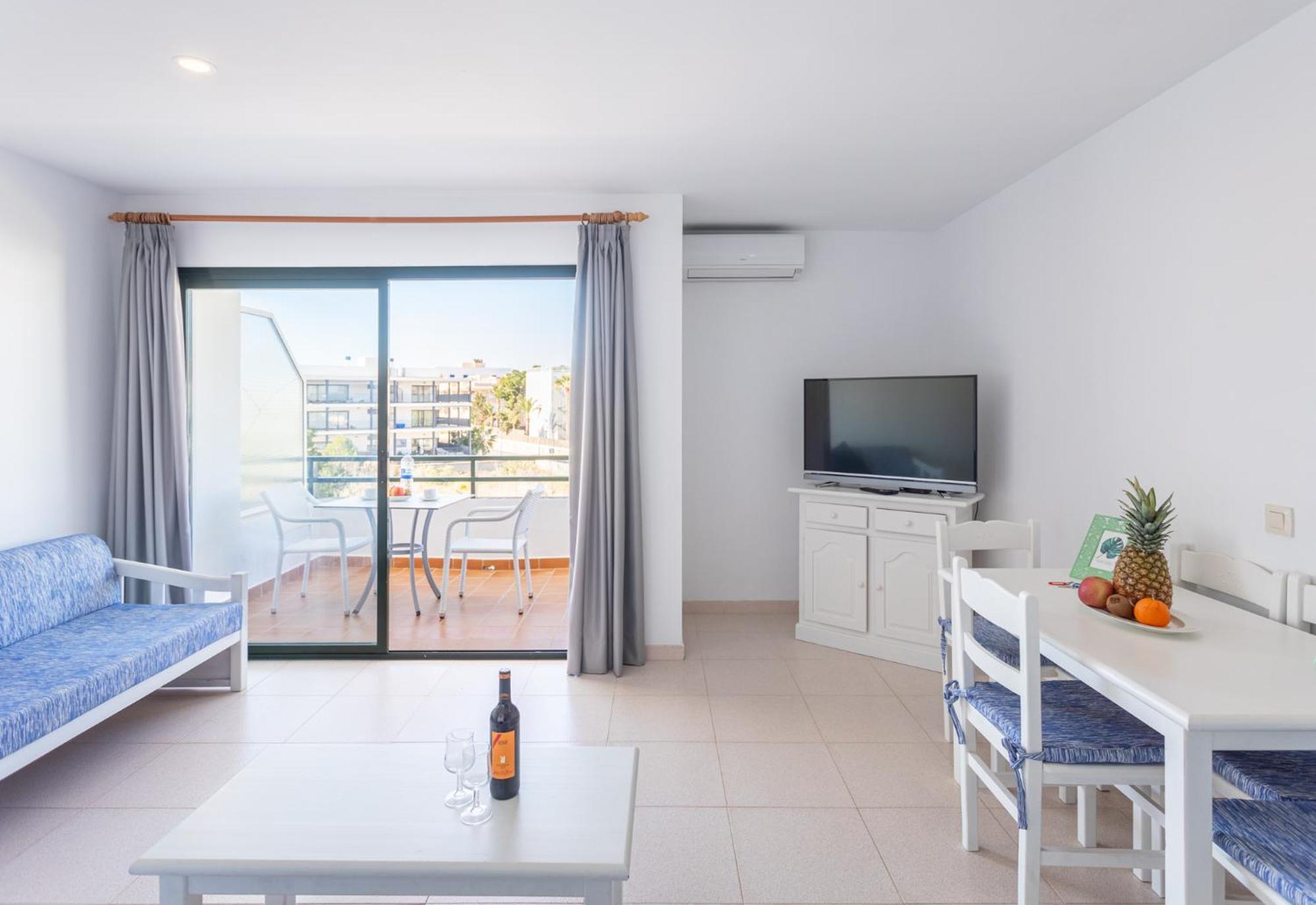 Apartamentos Es Dolc كولونيا سانت خورذي المظهر الخارجي الصورة